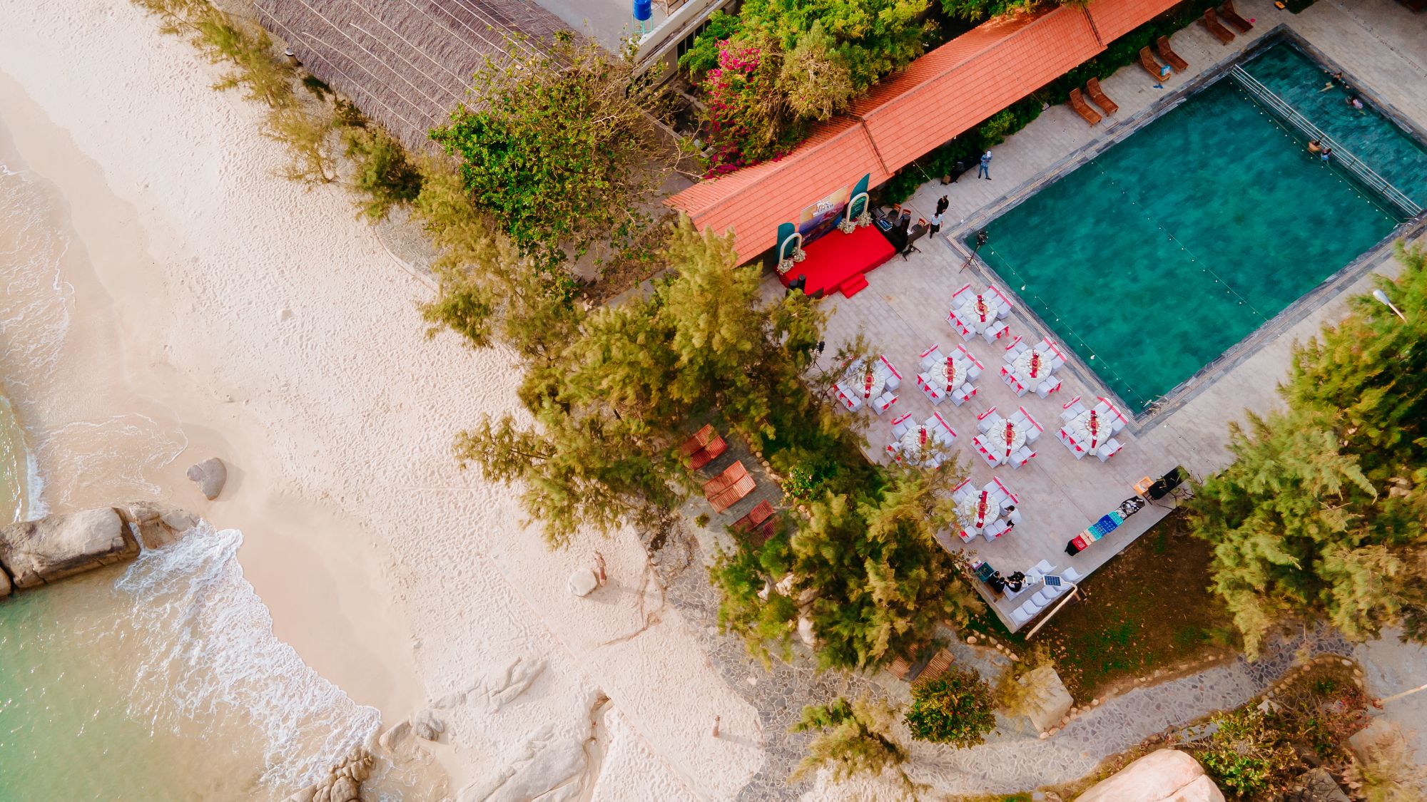 HÒN CÒ RESORT CÀ NÁ