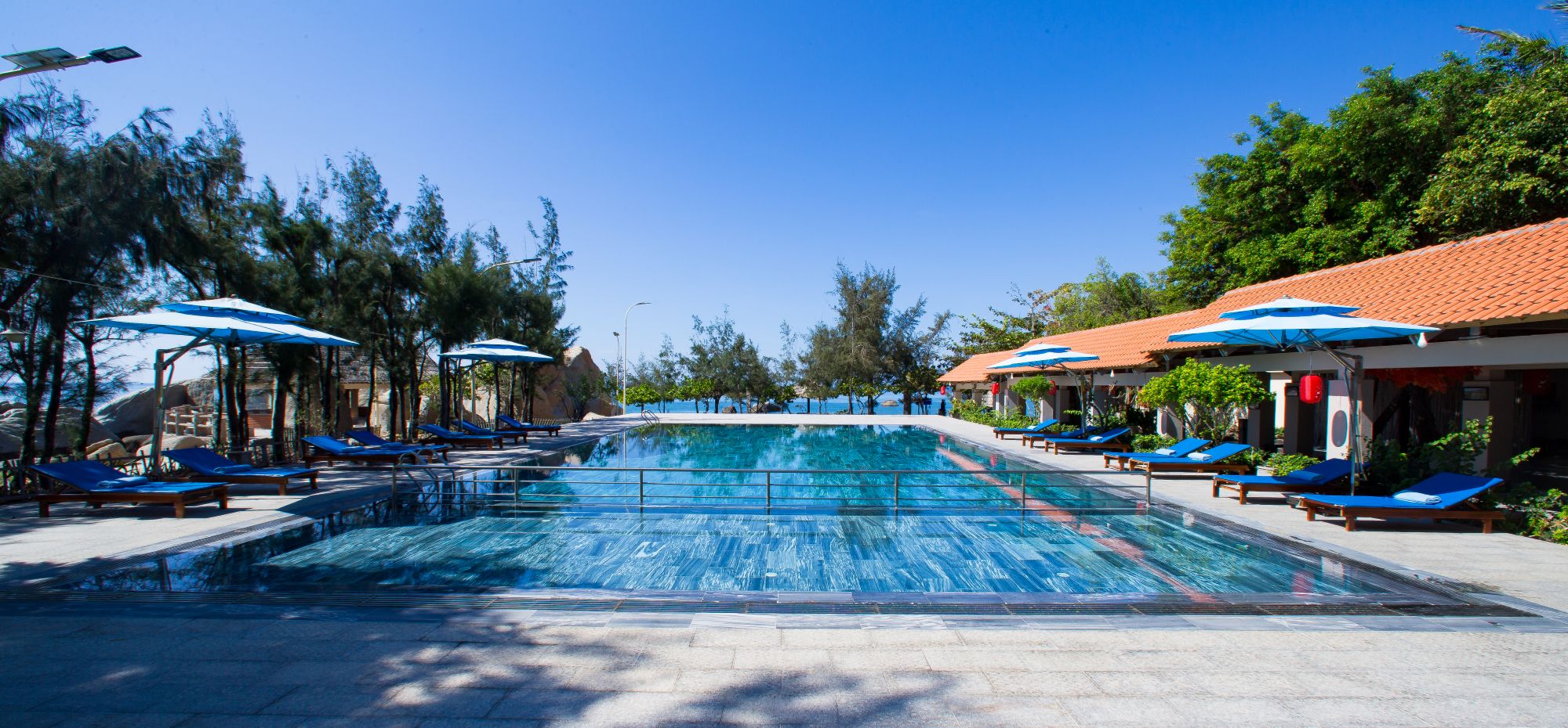 HÒN CÒ RESORT CÀ NÁ