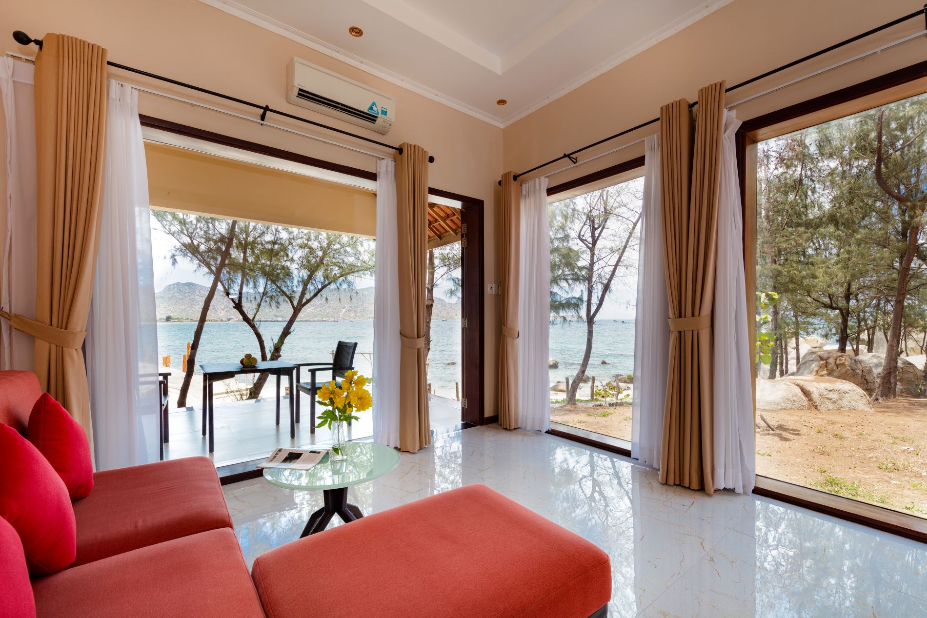 HÒN CÒ RESORT CÀ NÁ
